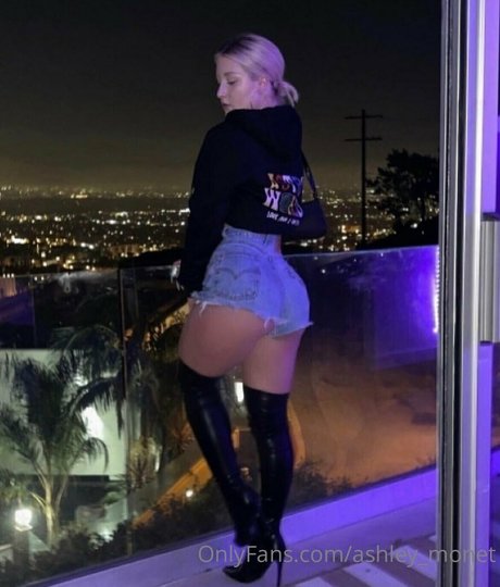 Ashley Monet