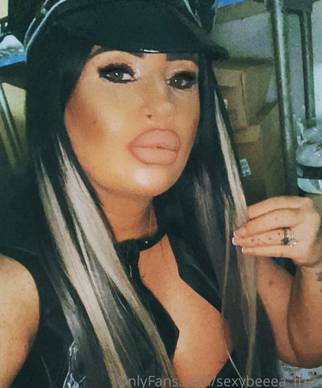 Sexybeeeafree