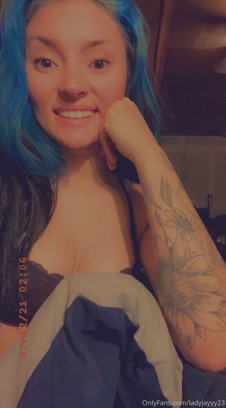 Ladyjayyy23