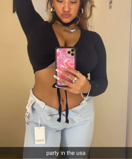 Foto desnuda filtrada de OnlyFans de Abby C