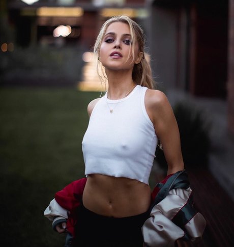 Anne Winters