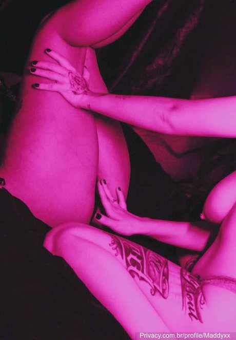 Foto desnuda filtrada de OnlyFans de Dojagrrrl