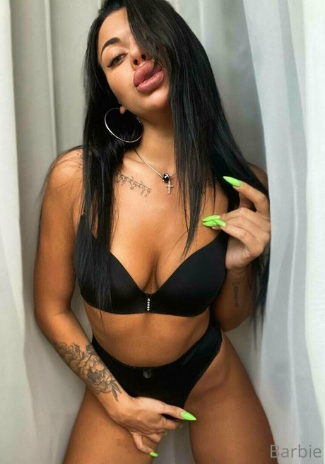 Foto desnuda filtrada de OnlyFans de Barbie33