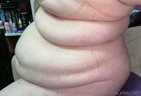 Growingpiggy1305