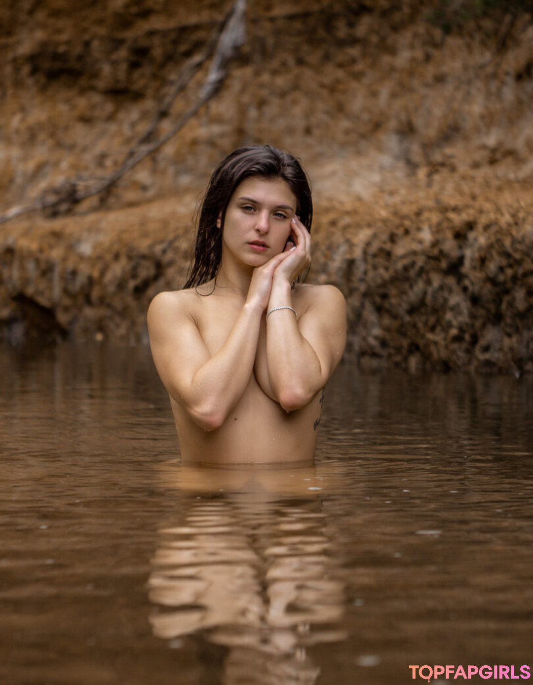 Foto desnuda filtrada de OnlyFans de Leah Gotti #1972