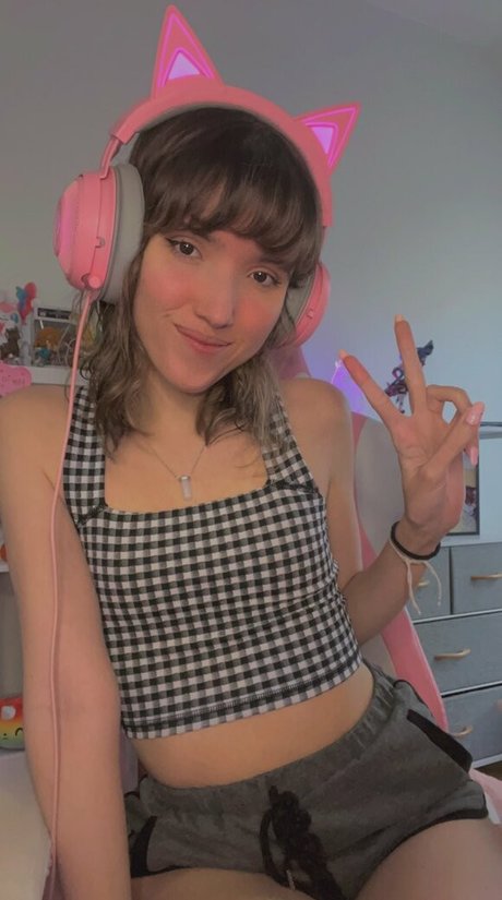 Strawberry Girl Kairi