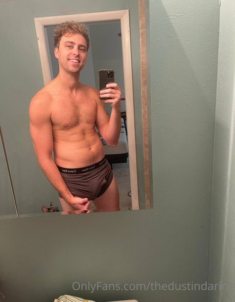 Foto desnuda filtrada de OnlyFans de Thedustindaring