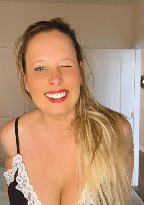 Myrubylipspaid