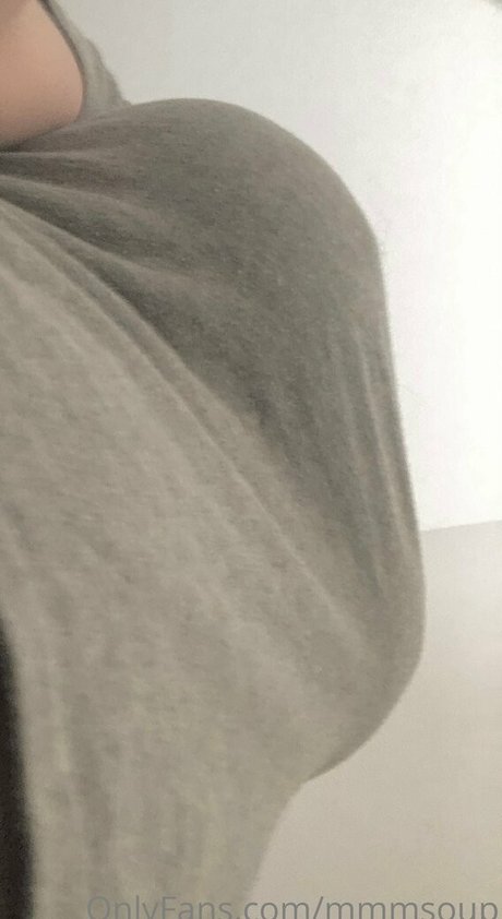 Foto desnuda filtrada de OnlyFans de Mmmsoup