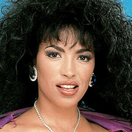 Angelique Dos Santos