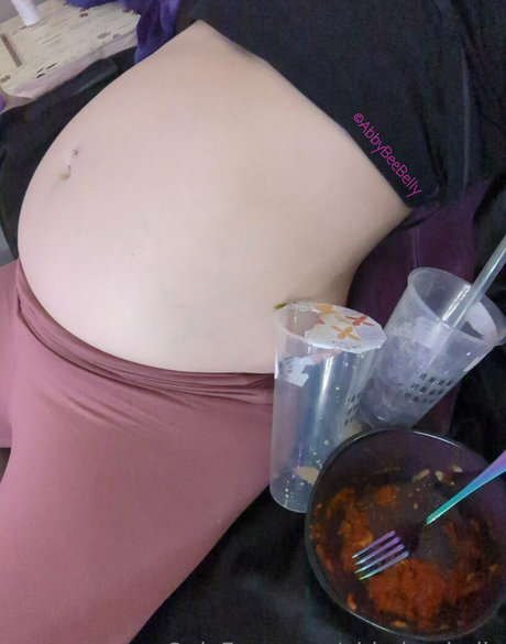 Abbybeebelly