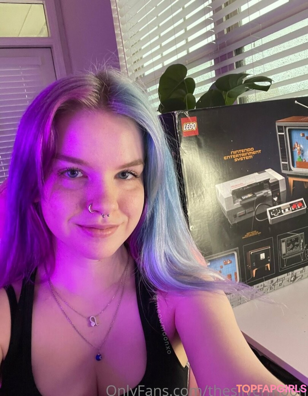 Foto desnuda filtrada de OnlyFans de Thesilvermoon #1472