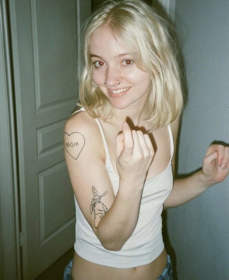 Littlemommygfwithtinymilkers