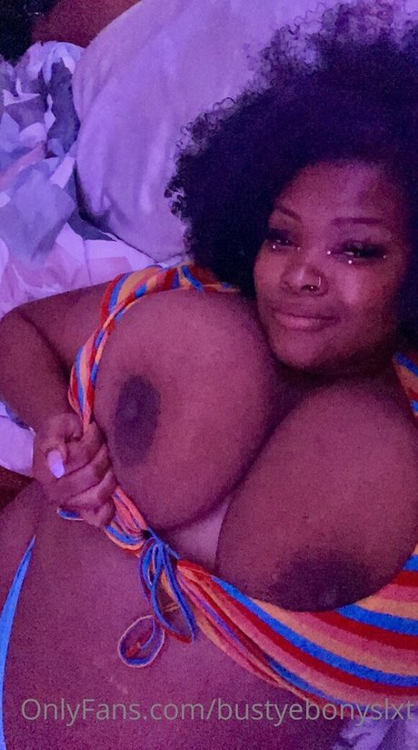 Bustyebonyslxt