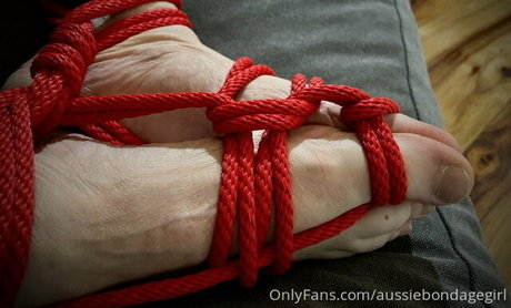 Aussiebondagegirl