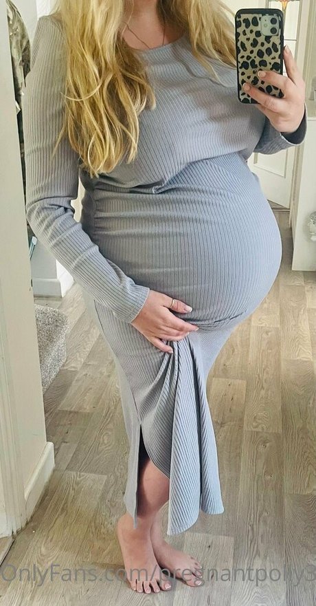 Pregnantpolly30
