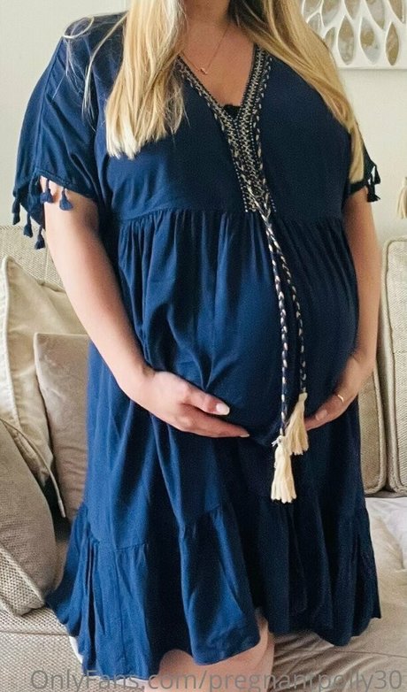 Pregnantpolly30
