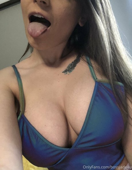 Foto desnuda filtrada de OnlyFans de Bossjade4ufree