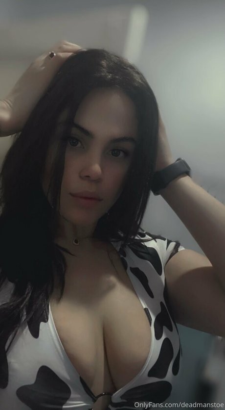 Foto desnuda filtrada de OnlyFans de Deadmanstoe