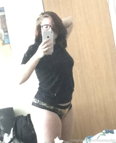 Foto desnuda filtrada de OnlyFans de Lucigonewild