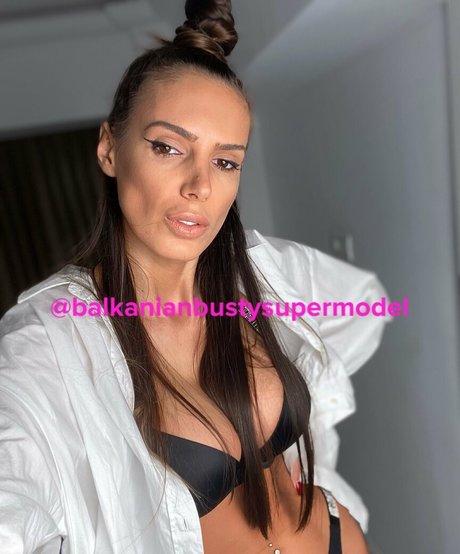 Balkanianbustysupermodel