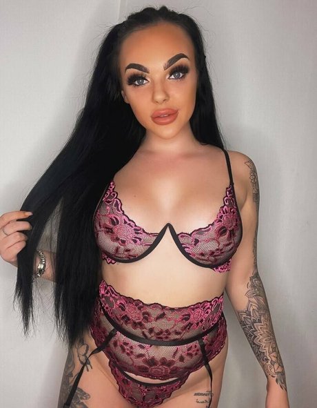 Foto desnuda filtrada de OnlyFans de Frankiemom