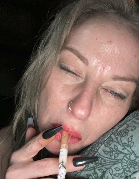 Smokingqueenalina