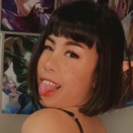 Foto desnuda filtrada de OnlyFans de Vanhiebunny